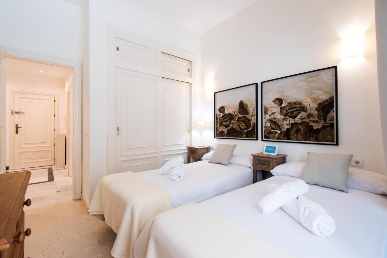 Rentandhomes Beachfront Marbella Center Εξωτερικό φωτογραφία