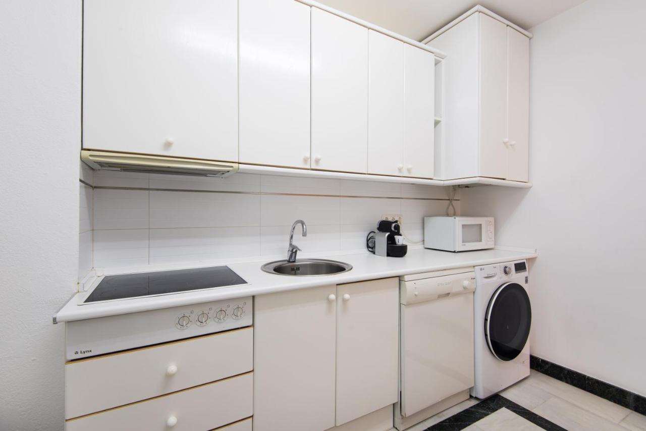 Rentandhomes Beachfront Marbella Center Εξωτερικό φωτογραφία