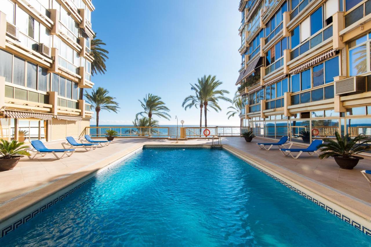 Rentandhomes Beachfront Marbella Center Εξωτερικό φωτογραφία